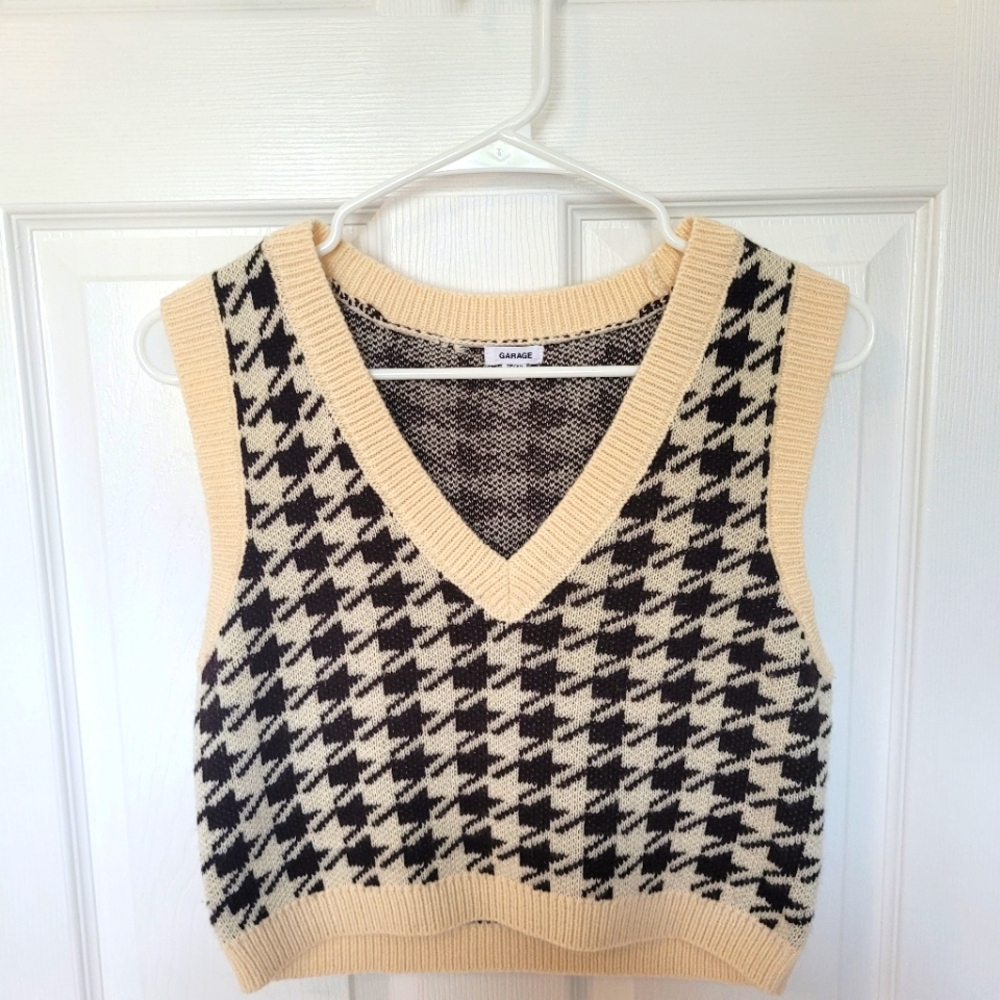 Plaid Knit Vest